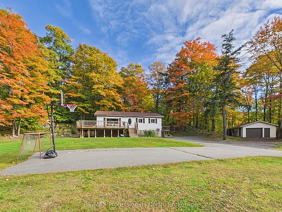 4th image of 4226 Aspdin Rd