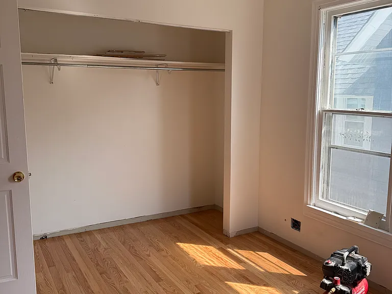 1129 Washington St NE #2 — Photo 11