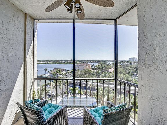 Watch the sunrise from your screened lanai