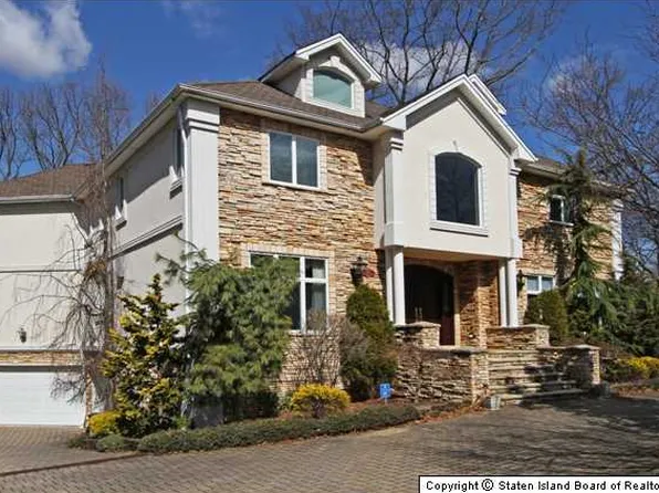 69 Ironmine Dr image 1 of 20