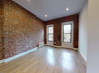 216 E 84th St APT 4C, New York, NY 10028