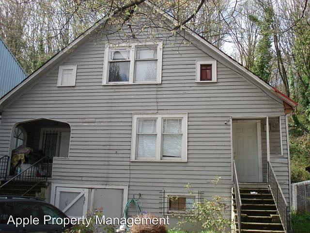 4717 W Marginal Way SW, Seattle, WA 98106 | Zillow