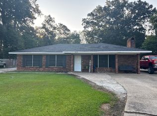 402 Harmony Dr, Oakdale, LA 71463