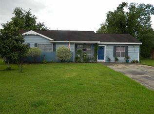 6015 Sunnydale Ln, Beaumont, TX 77708
