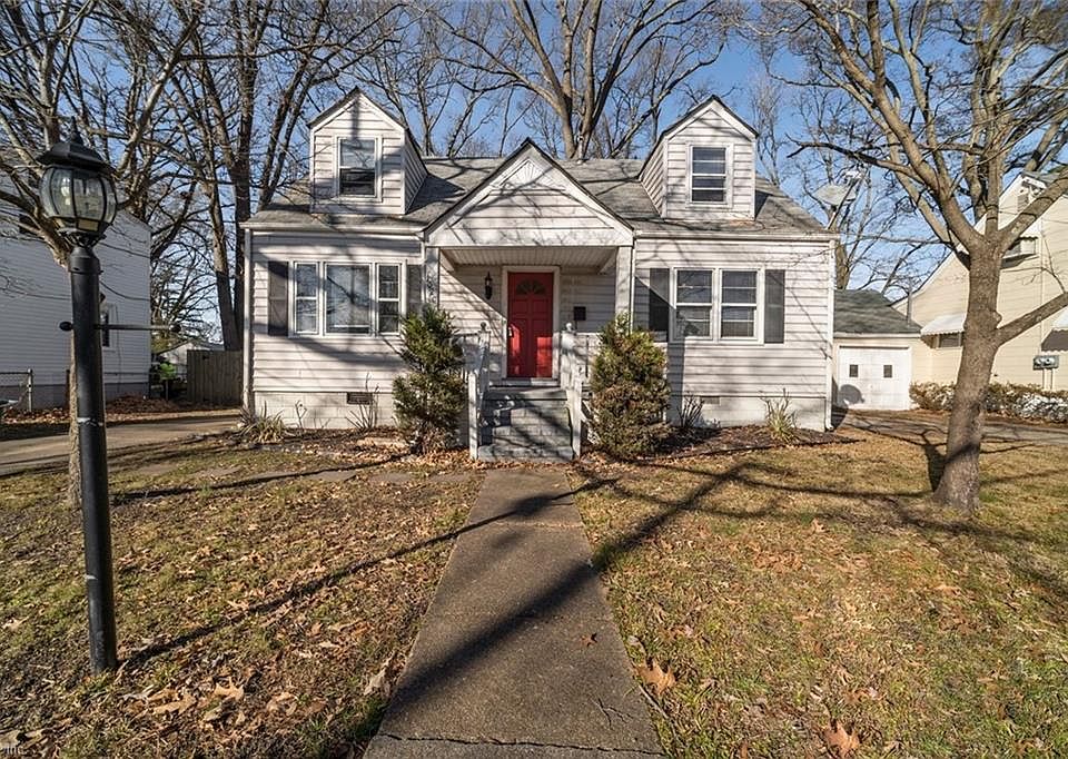 1st image of 1020 Warwick Ave