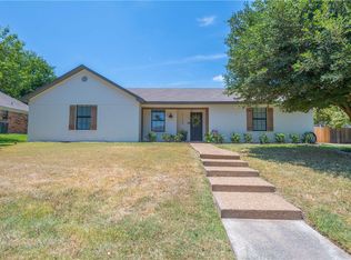 1105 Radisson Dr, Hewitt, TX 76643