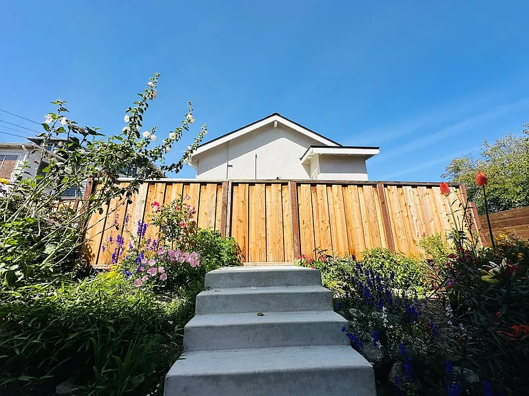 Drew East 27th — Photo 1