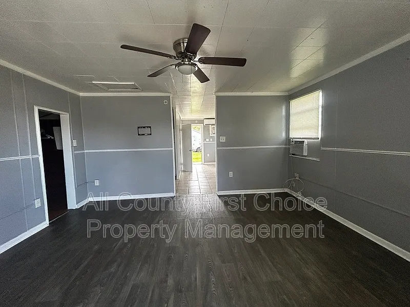 1 bed, 1.0 bath, $1,400 — Photo 2