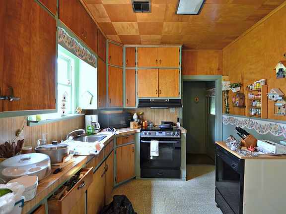 3rd image of 2825 Las Palmas Dr