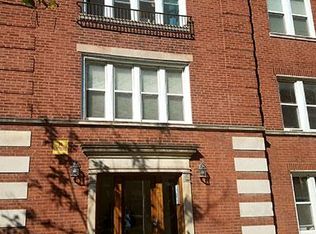 7102 N Damen Ave APT 3, Chicago, IL 60645