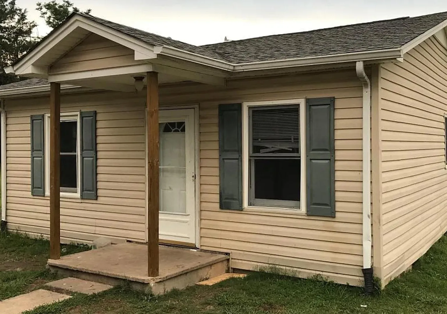 1616 Lake Street — Photo 1