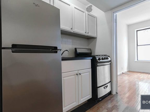 5th image of 334 E 93rd St APT 4