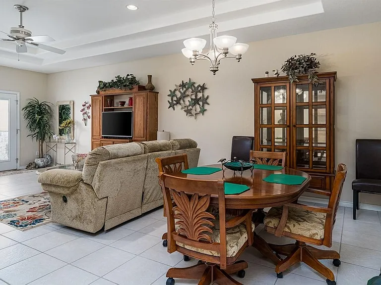 5 Olde Towne Ln — Photo 7