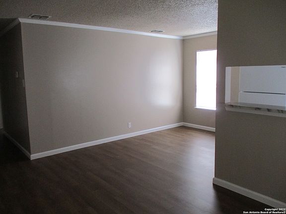2nd image of 4227 Woodmanor Dr APT 2