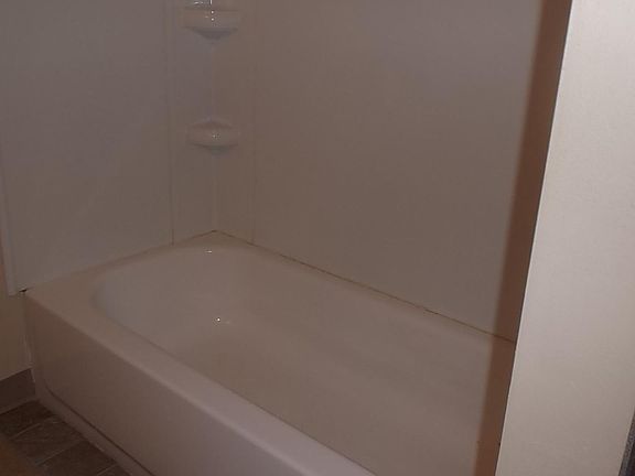 3rd image of 626 Willow St #2