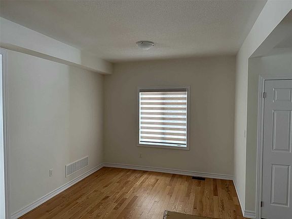 5th image of 273 Fleetwood Dr