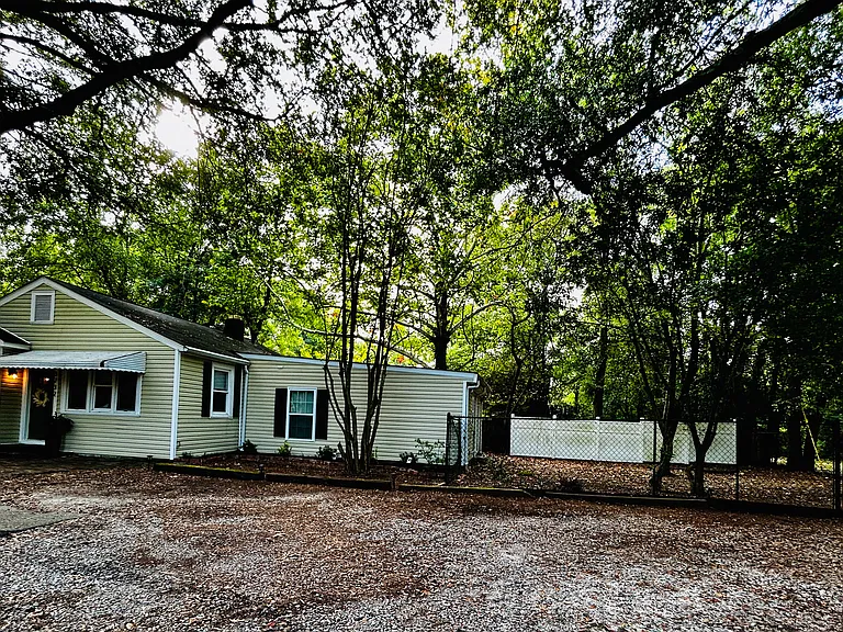3732 Riviera Rd — Photo 26