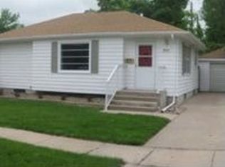 2012 9th Ave, Kearney, NE 68845