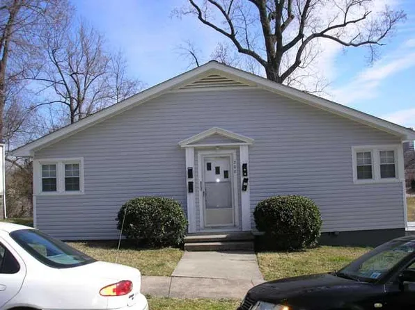 208 Hillside Dr #3, Greensboro, NC 27401