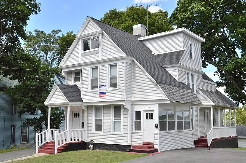 117 Comstock Pl