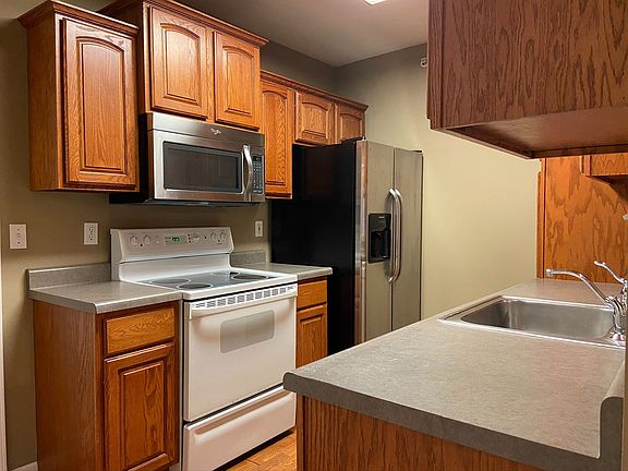 4th image of 1403 Wilson Ave APT 201