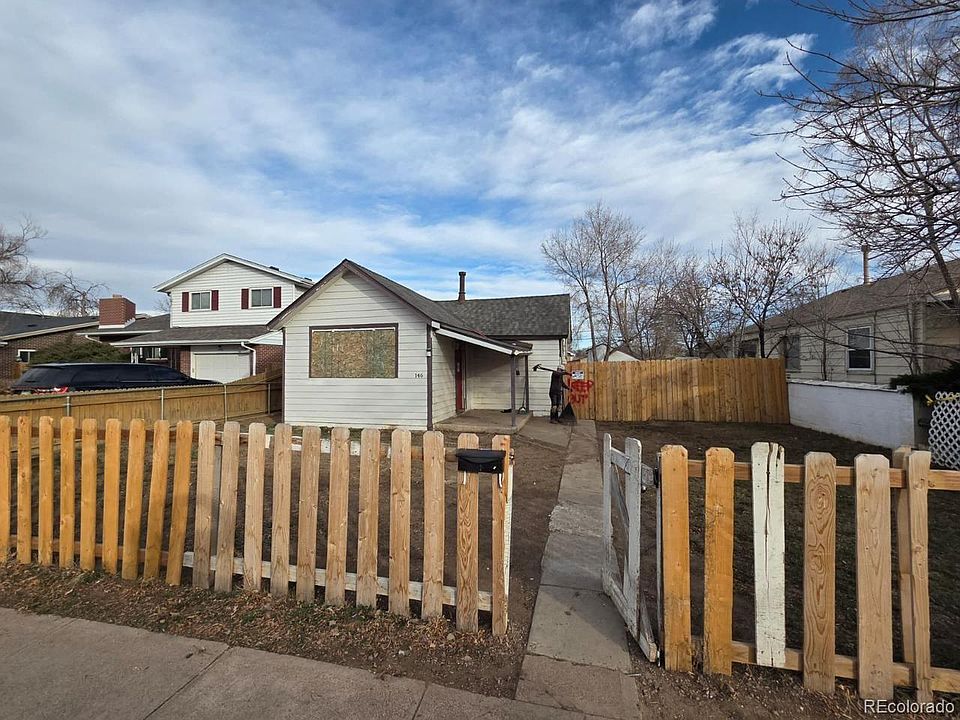 1st image of 146 N 9th Avenue