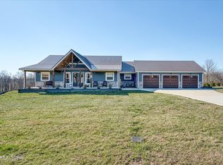 768 Winningham Rd, Crossville, TN 38572