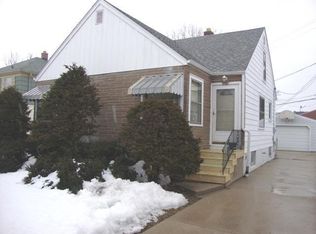 2722 N 63rd St, Milwaukee, WI 53210