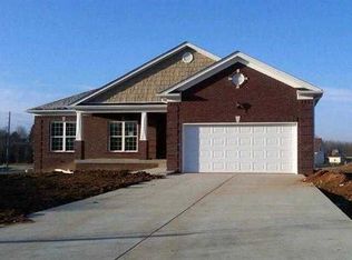 102 Chardonnay Pl, Vine Grove, KY 40175