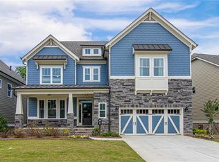 7135 Lake Edge Dr, Flowery Branch, GA 30542