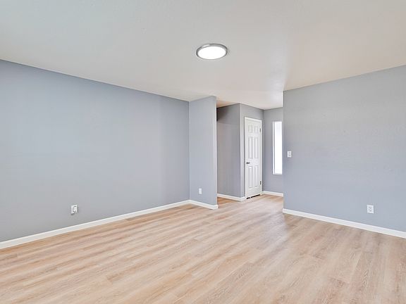 5th image of 1660 S Capitol Ave