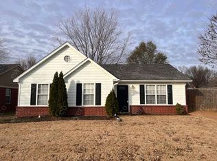 4066 Shadow Glen Dr, Horn Lake, MS 38637