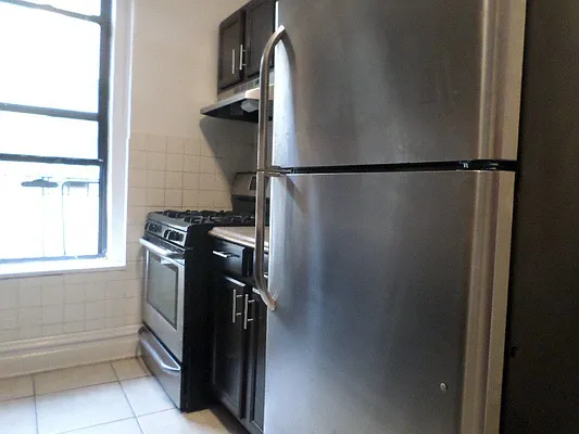 Rented by Keller Williams NYC | media 19