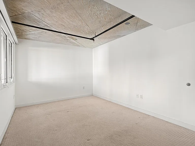 1515 15th St NW #201 — Photo 28