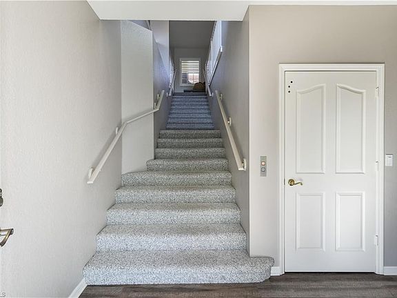 4th image of 4435 Dover CT #7-703
