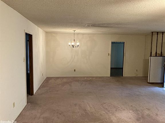 5th image of 4700 Rockwood Dr N