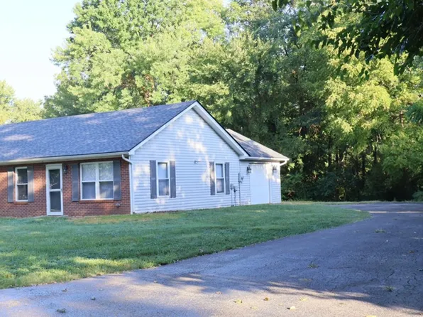 2401 Mona Vista Ct, New Albany, IN 47150