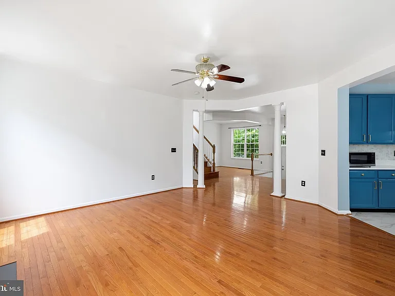 2917 Markhams Grant Dr — Photo 23