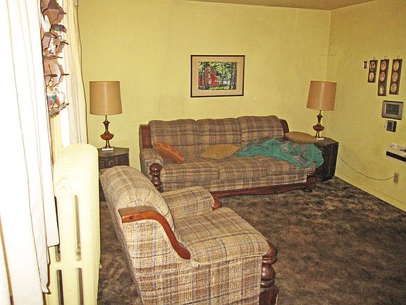 2nd image of 89 Furnace St