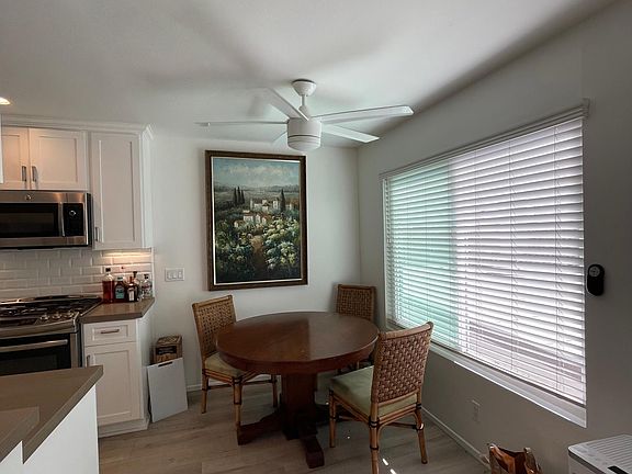 Dining area - nice flooring too