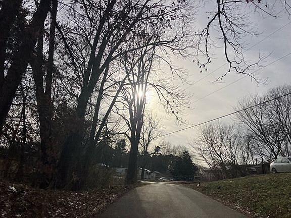 5th image of 560 Anderson Loop