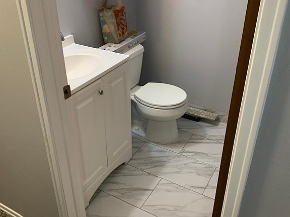 4th image of 35463 Turner Dr