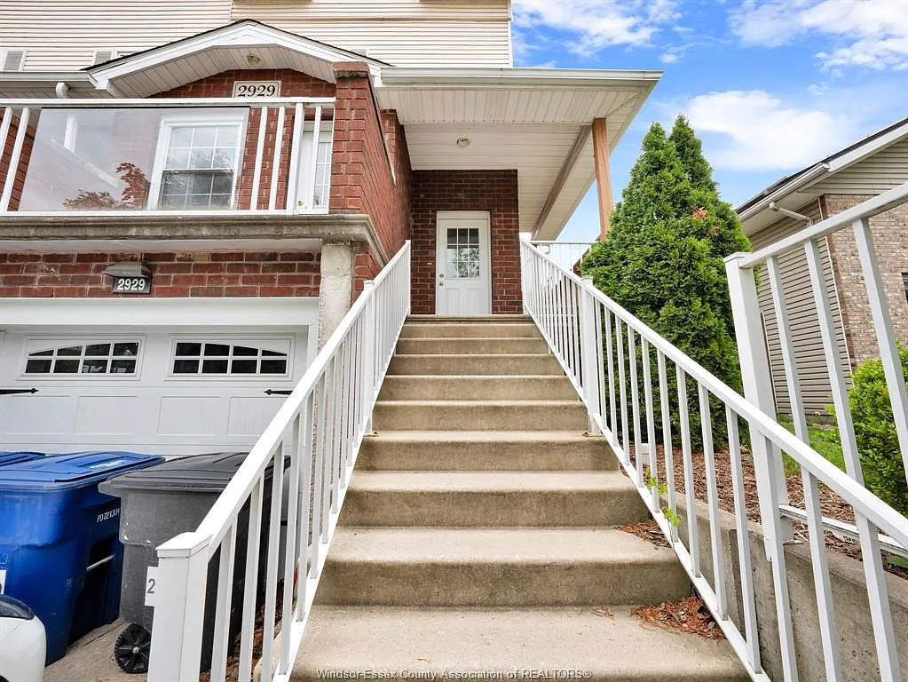6 bed, $3,300 — Photo 4