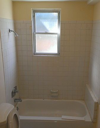 3rd image of 216 Wallace St #2