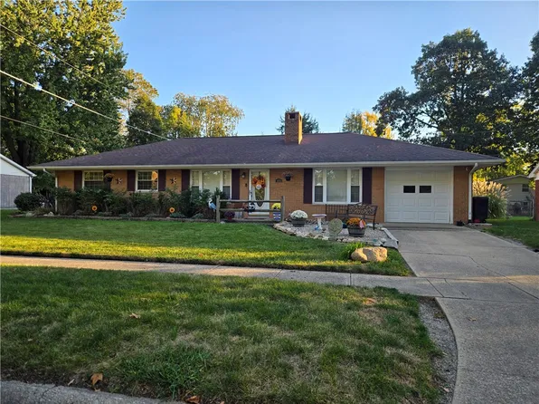 404 W Center St, Catlin, IL 61817