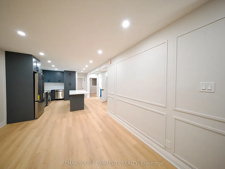 31 Boyce Ave — Photo 6