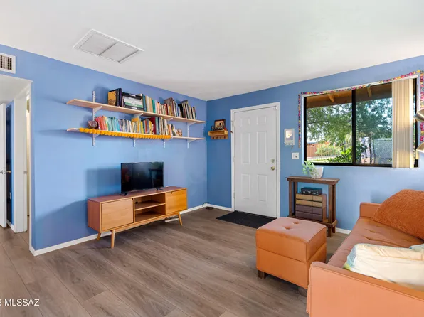 350 N Silverbell Rd APT 111, Tucson, AZ 85745