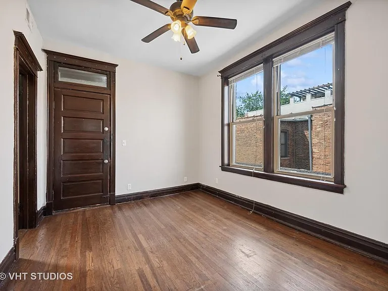 843 N Hoyne Ave #1F — Photo 14