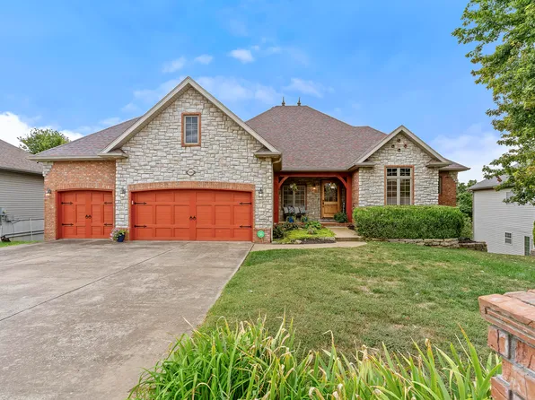 900 E Welch Street, Nixa, MO 65714