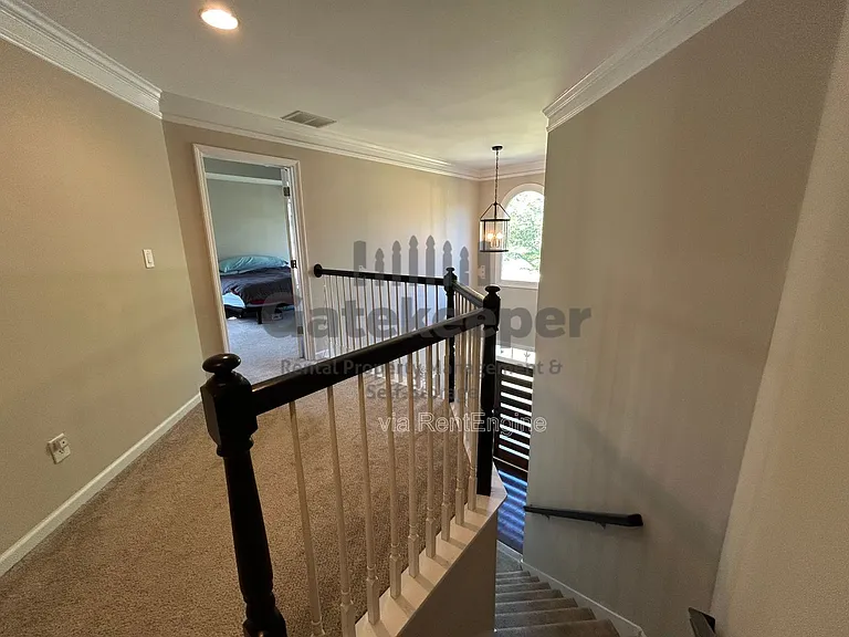 115 Hidden Lake Dr — Photo 33